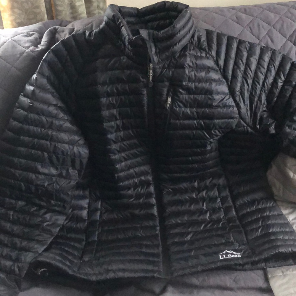 Woman’s ultra light jacket